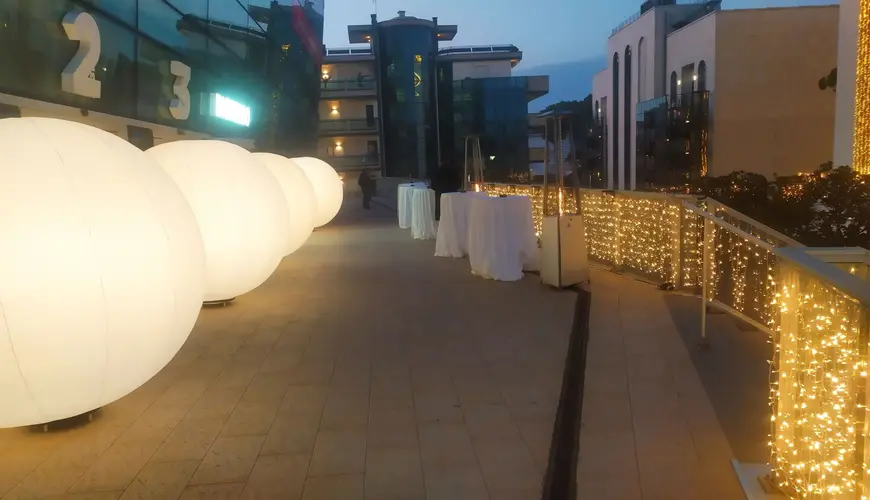 Sfere luminose ø 200 cm illuminazione bianca o RGB