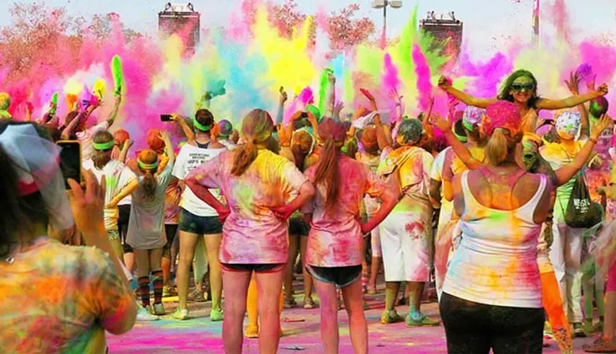 Holi party - Festa dei colori - polveri colorate