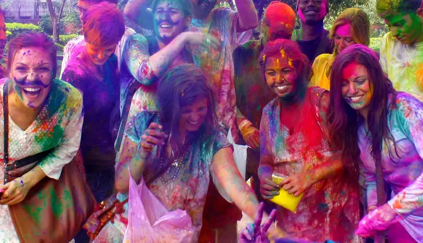 Holi party - Festa dei colori - polveri colorate