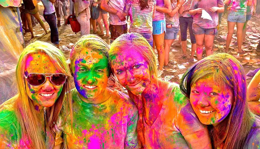 Holi party - Festa dei colori - polveri colorate