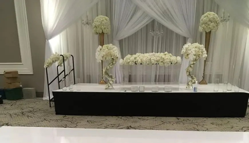 Rivestimento pista per il ballo e podio per la celebrazione