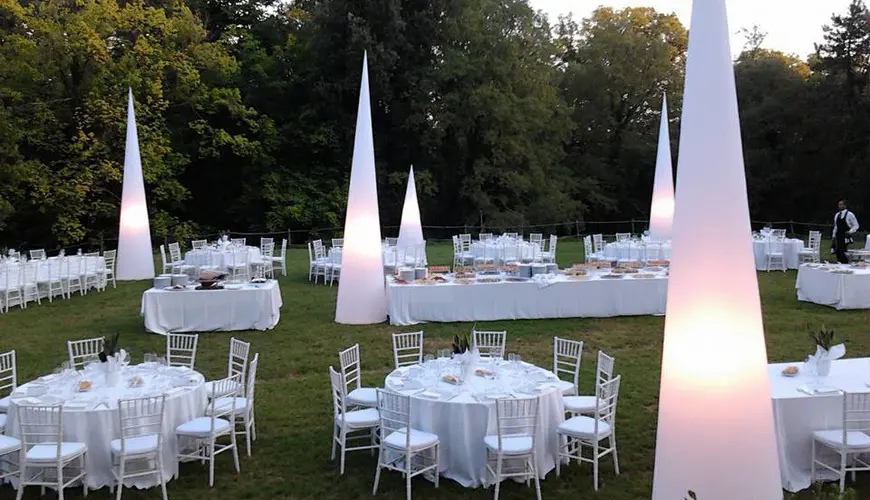 Coni decorativi illuminanti