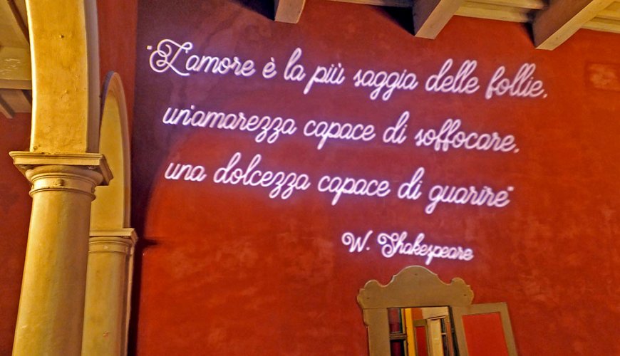 Proiezione frasi romantiche Proiezione frasi romantiche