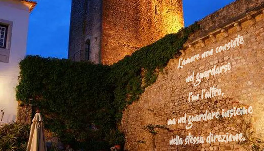 Proiezioni frasi d'amore