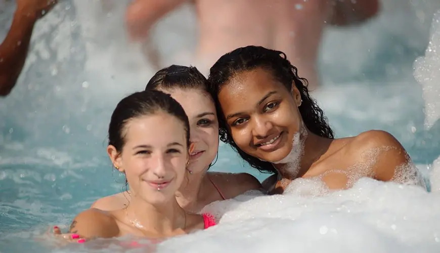 Schiuma party Schiuma party