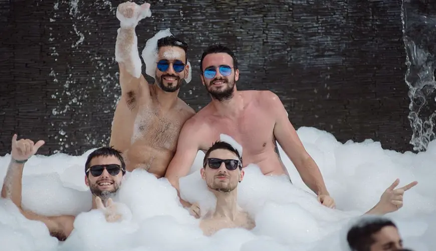 Schiuma party Schiuma party