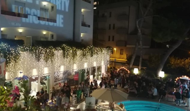 Proiezioni nevicata artificiale