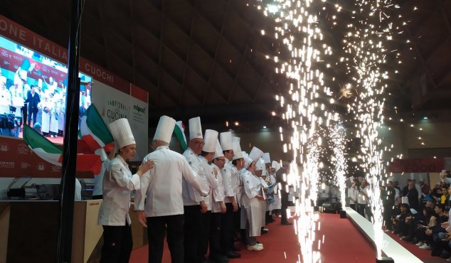 FIC Federazione Italiana Cuochi - Fontane luminose