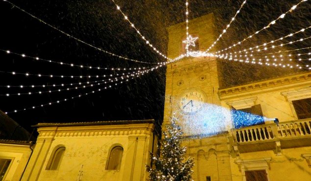 E' Natale a Mombaroccio - nevicata