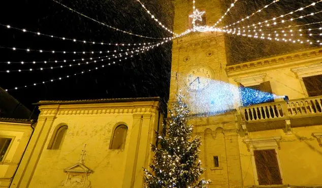 E' Natale a Mombaroccio - nevicata