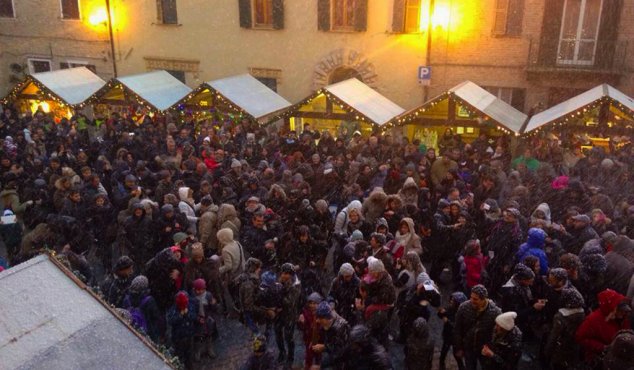 E' Natale a Mombaroccio - nevicata