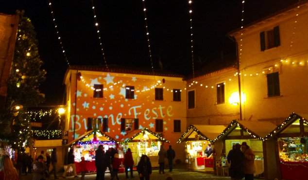 E' Natale a Mombaroccio - nevicata