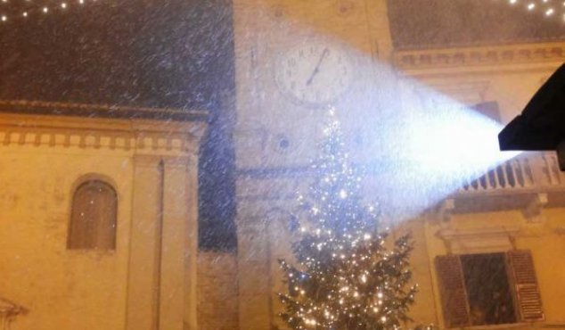 E' Natale a Mombaroccio - nevicata