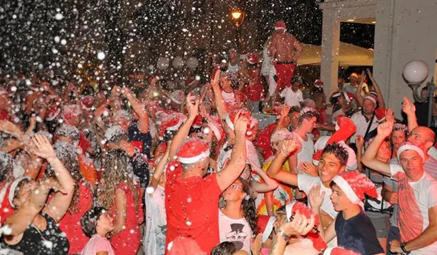 Cannoni per effetto neve artificiale